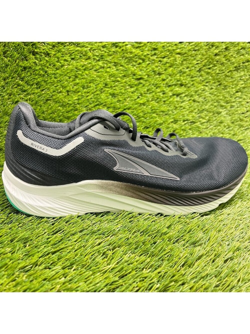 Altra Rivera 3 Mens Size 9 Black White Athletic Running Walking Shoes Sneakers